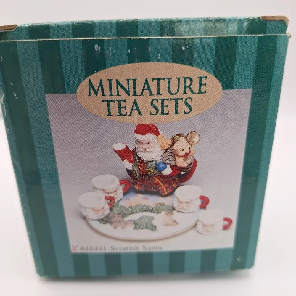 Vintage Holiday Collection Miniature Tea Set Scottish Santa #48491 New Old Stock